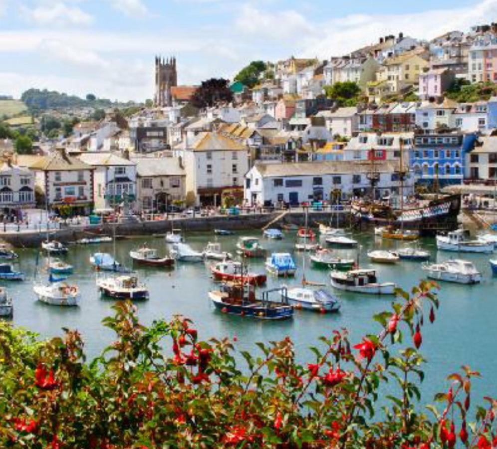 Esplanade Court Apartment With Communal Seasonal Heated Pool Paignton Exterior foto